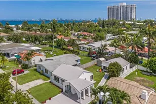 1526 NE 110th St, Miami, FL 33161 - Photo 1