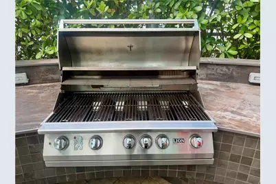 900 Biscayne Blvd #5104, Miami, FL 33132 - Photo 34