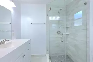 5300 SW 7th Ct, Margate, FL 33068 - Photo 12