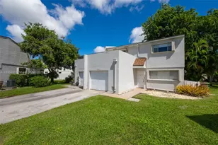 8662 Bridle Path Ct, Davie, FL 33328 - Photo 2