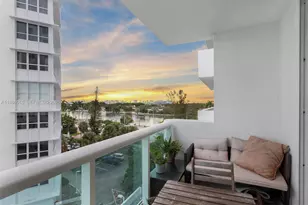 5001 Collins Ave, Miami Beach, FL 33140 - Photo 2