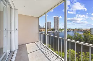 2980 Point E Dr, Aventura, FL 33160 - Photo 22