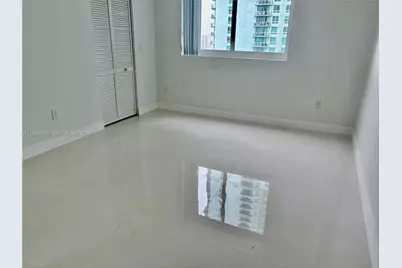 1800 N Bayshore Dr #1715, Miami, FL 33132 - Photo 20