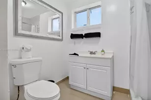 1680 NW 22nd Ct, Miami, FL 33125 - Photo 12