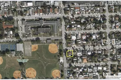 610 E 6th Pl, Hialeah, FL 33010 - Photo 22