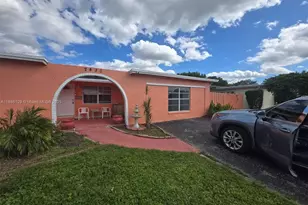 2430 NW 83rd Way, Sunrise, FL 33322 - Photo 24