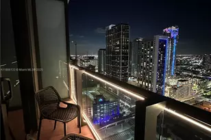398 NE 5th St, Miami, FL 33132 - Photo 12