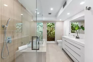410 S Shore Dr, Miami Beach, FL 33141 - Photo 32