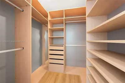 410 S Shore Dr, Miami Beach, FL 33141 - Photo 28