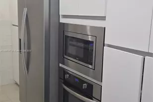 200 SE 15th Rd, Miami, FL 33129 - Photo 6