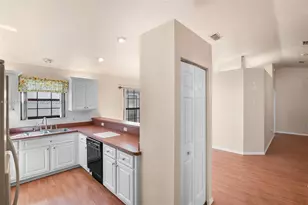 3910 NE 22nd Ln, Other City - In The State Of Florida, FL 34470 - Photo 6