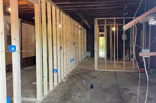 607 NW 8th Ave, Pompano Beach, FL 33060 - Photo 4