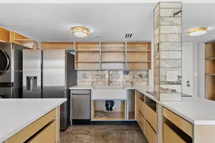 770 Claughton Island Dr, Miami, FL 33131 - Photo 6