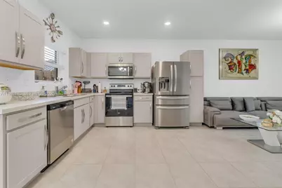 504 NE 1st Dr #504, Florida City, FL 33034 - Photo 6
