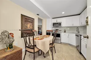 2750 NE 183rd St, Aventura, FL 33160 - Photo 16