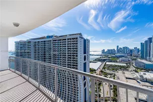 1750 N Bayshore Dr, Miami, FL 33132 - Photo 30