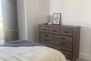 121 NE 34th St, Miami, FL 33137 - Photo 36