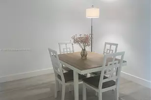 121 NE 34th St, Miami, FL 33137 - Photo 24