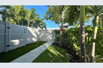 1109 NE 6th Ave #2, Fort Lauderdale, FL 33304 - Photo 16