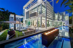 440 S Hibiscus Dr, Miami Beach, FL 33139 - Photo 2
