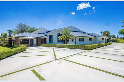 10506 SW 89 Place, Miami, FL 33176 - Photo 2