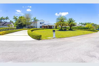 10506 SW 89 Place, Miami, FL 33176 - Photo 6