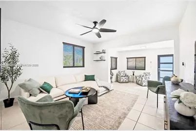 944 SW 10th Ave, Miami, FL 33130 - Photo 1