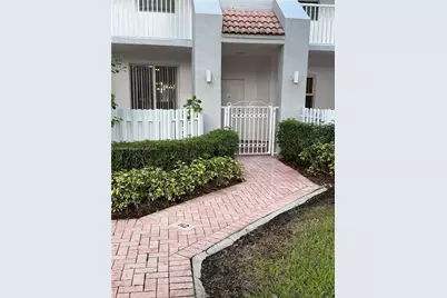 10750 NW 66th St #112, Doral, FL 33178 - Photo 1