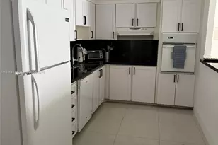 19370 Collins Ave, Sunny Isles Beach, FL 33160 - Photo 6