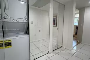 950 SW 138th Ave, Pembroke Pines, FL 33027 - Photo 16