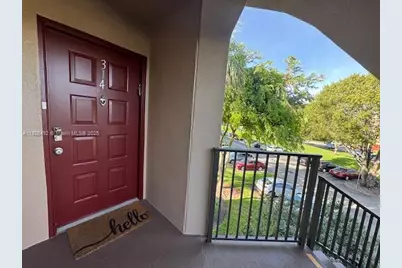 950 SW 138th Ave #314B, Pembroke Pines, FL 33027 - Photo 2