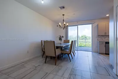 1014 SE 23rd Ave, Homestead, FL 33035 - Photo 4