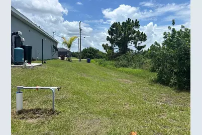 153 Pembroke St, Lehigh Acres, FL 33974 - Photo 12