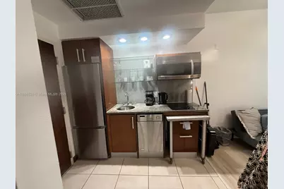 1036 Ocean Dr #B303, Miami Beach, FL 33139 - Photo 4