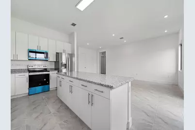 18911 SW 317th Ter, Homestead, FL 33030 - Photo 16