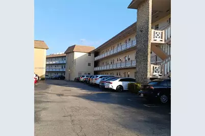 5181 W Oakland Park Blvd #103, Lauderdale Lakes, FL 33313 - Photo 2