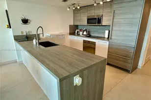 400 Sunny Isles Blvd, Sunny Isles Beach, FL 33160 - Photo 6