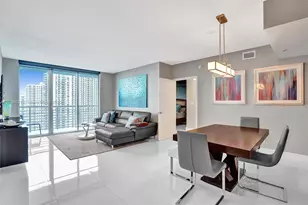 325 S Biscayne Blvd, Miami, FL 33131 - Photo 6