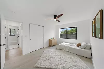 1305 N 31st Rd, Hollywood, FL 33021 - Photo 16