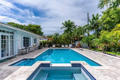 9901 SW 35th Ter, Miami, FL 33165 - Photo 12