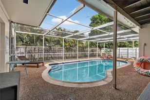 1820 N 56th Ave, Hollywood, FL 33021 - Photo 44