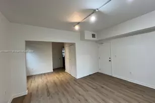 1000 SW 12th Ct, Miami, FL 33135 - Photo 18