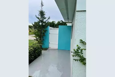 341 S 23rd Way S #341, West Palm Beach, FL 33406 - Photo 2