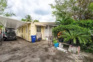 807 NW 109th St, Miami, FL 33168 - Photo 2