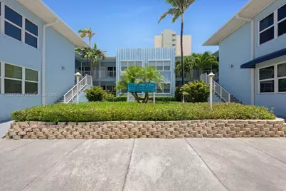 315 Van Buren St #104B, Hollywood, FL 33019 - Photo 18