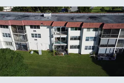 9820 S Hollybrook Lake Dr #106, Pembroke Pines, FL 33025 - Photo 4