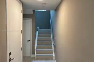 630 NE 12th Ave, Fort Lauderdale, FL 33304 - Photo 4