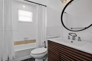 920 NE 99th St, Miami Shores, FL 33138 - Photo 24