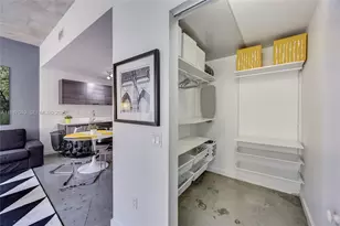 151 SE 1st St, Miami, FL 33131 - Photo 4