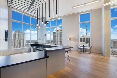 151 SE 1st St #1003, Miami, FL 33131 - Photo 16